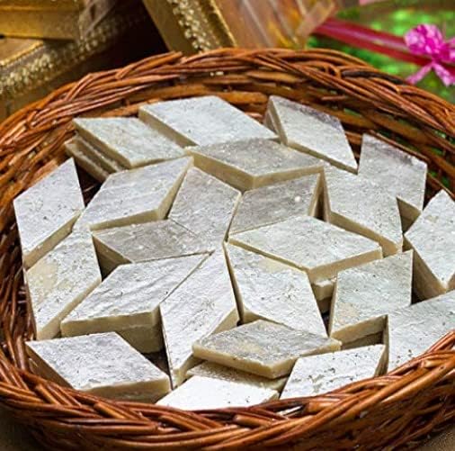 Festival Special Premium (Kaju Barfi) Delicious Indian Traditional Sweets To Sweeten Up Your Celebration Best Gift For All Occasions Rakhi,Marriage,Diwali,Holi