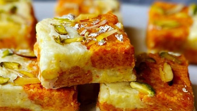 Festival Special Premium (Gajar Kalakand Burfi) Delicious Indian Traditional Sweets To Sweeten Up Your Celebration Best Gift For All Occasions Rakhi,Marriage,Diwali,Holi