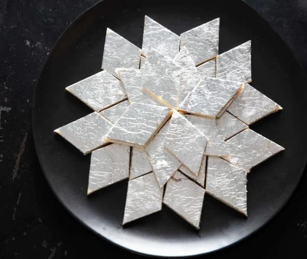 Festival Special Premium (Kaju Barfi) Delicious Indian Traditional Sweets To Sweeten Up Your Celebration Best Gift For All Occasions Rakhi,Marriage,Diwali,Holi