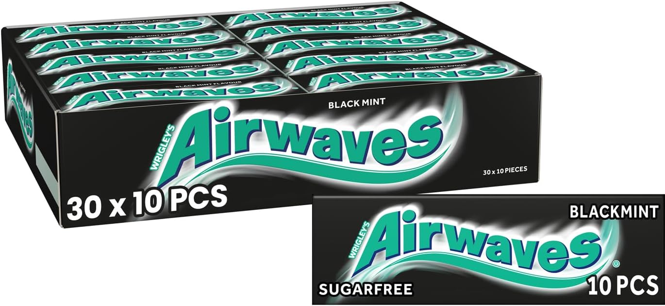 Airwaves Black Mint Sugarfree Chewing Gum, with Menthol Freshness, 30 Packs of 10 Pieces