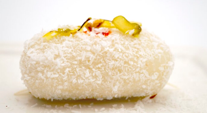 Festival Special Premium (White Chum Chum Coconut) Delicious Indian Traditional Sweets To Sweeten Up Your Celebration Best Gift For All Occasions Rakhi,Marriage,Diwali,Holi