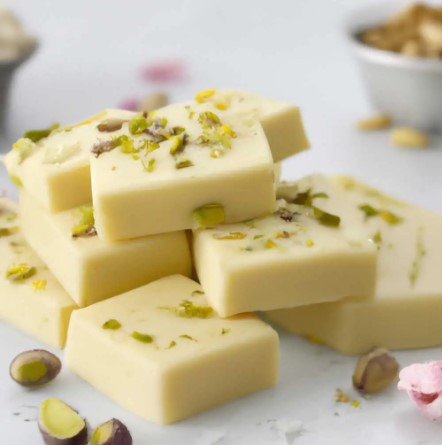 Festival Special Premium (White Barfi) Delicious Indian Traditional Sweets To Sweeten Up Your Celebration Best Gift For All Occasions Rakhi,Marriage,Diwali,Holi