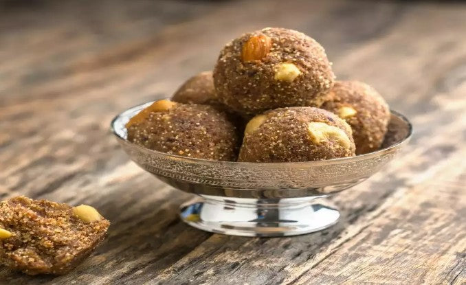 Festival Special Premium (Alsi Pinni) Delicious Indian Traditional Sweets To Sweeten Up Your Celebration Best Gift For All Occasions Rakhi,Marriage,Diwali,Holi