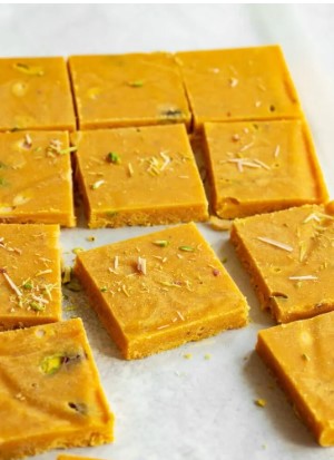 Festival Special Premium (Besan Burfi) Delicious Indian Traditional Sweets To Sweeten Up Your Celebration Best Gift For All Occasions Rakhi,Marriage,Diwali,Holi